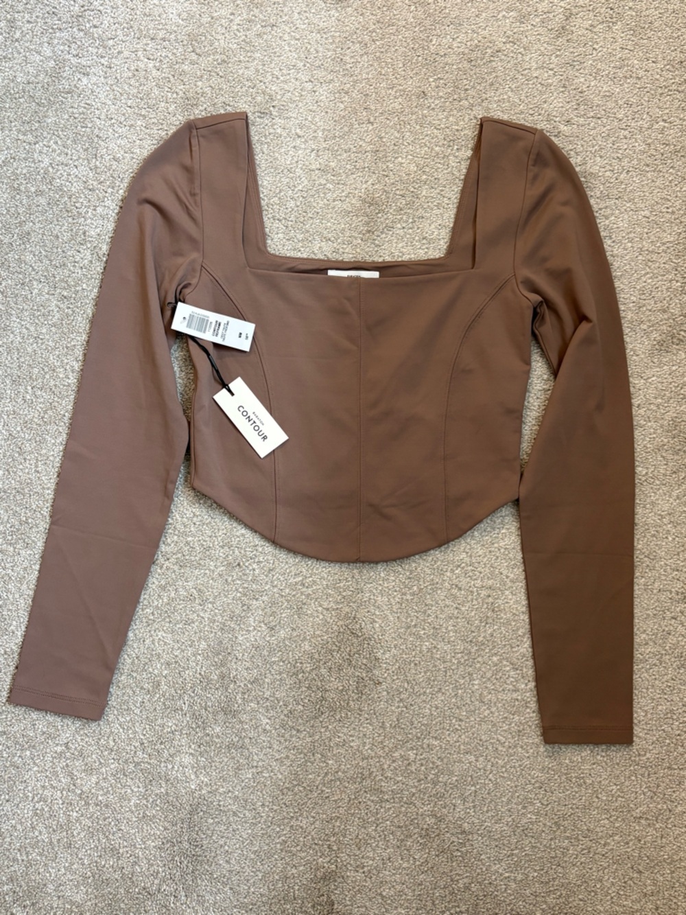 Aritzia Babaton Contour Reframe Long Sleeve
